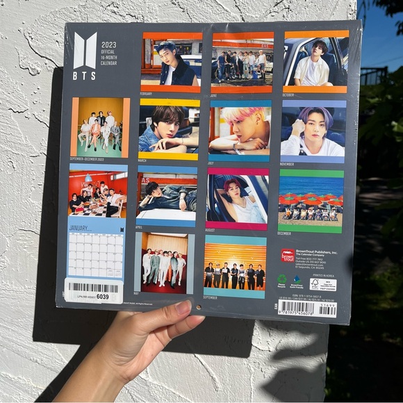 BTS Official 2023 Calendar! - Picture 2 of 4